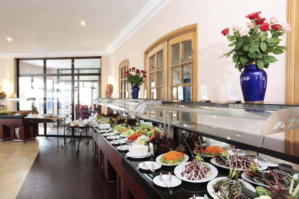 欧罗巴肯兹酒店 阿加迪尔 外观 照片 A buffet at a hotel