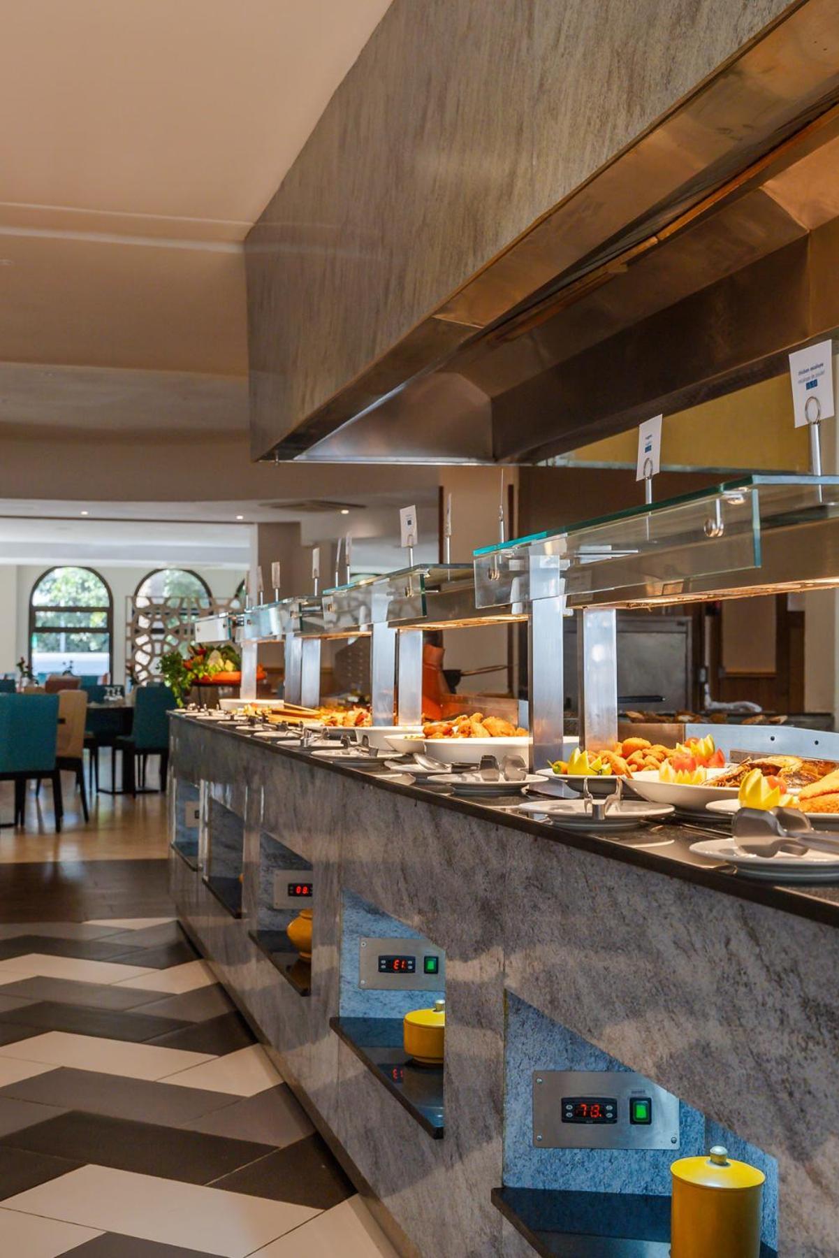 欧罗巴肯兹酒店 阿加迪尔 外观 照片 A buffet at a hotel